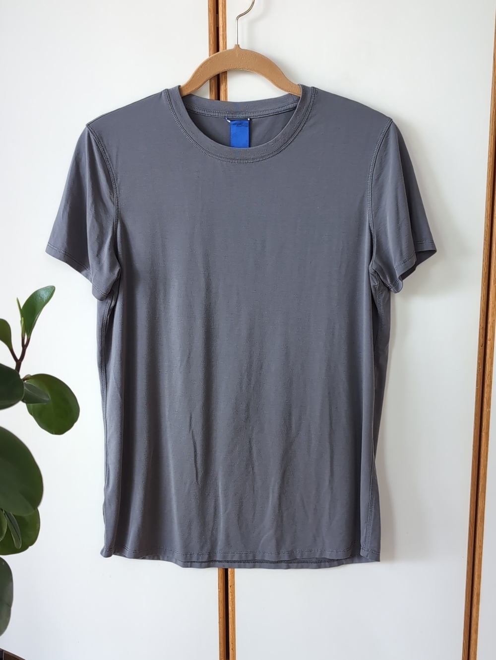 Kit and Ace Classic Crew Short Sleeve Tee M
